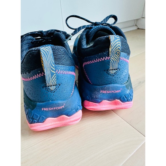 New Balance Womens Fresh Foam X Hierro V7 Trail Running Shoe | Night Sky 10 US - Picture 6 of 11